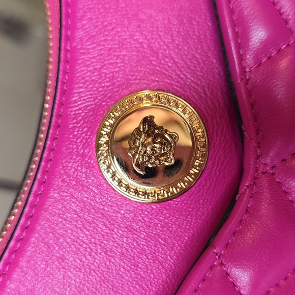 NEW Versace Medusa Quilted 2 Way Bag! - Picture 12 of 14